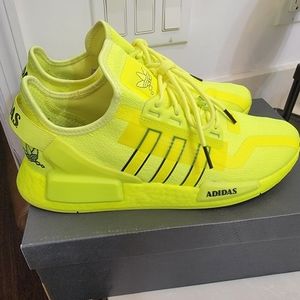 SOLD Adidas NMD_R1.V2